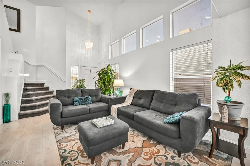 7225 Old Mission, Las Vegas, NV 89128