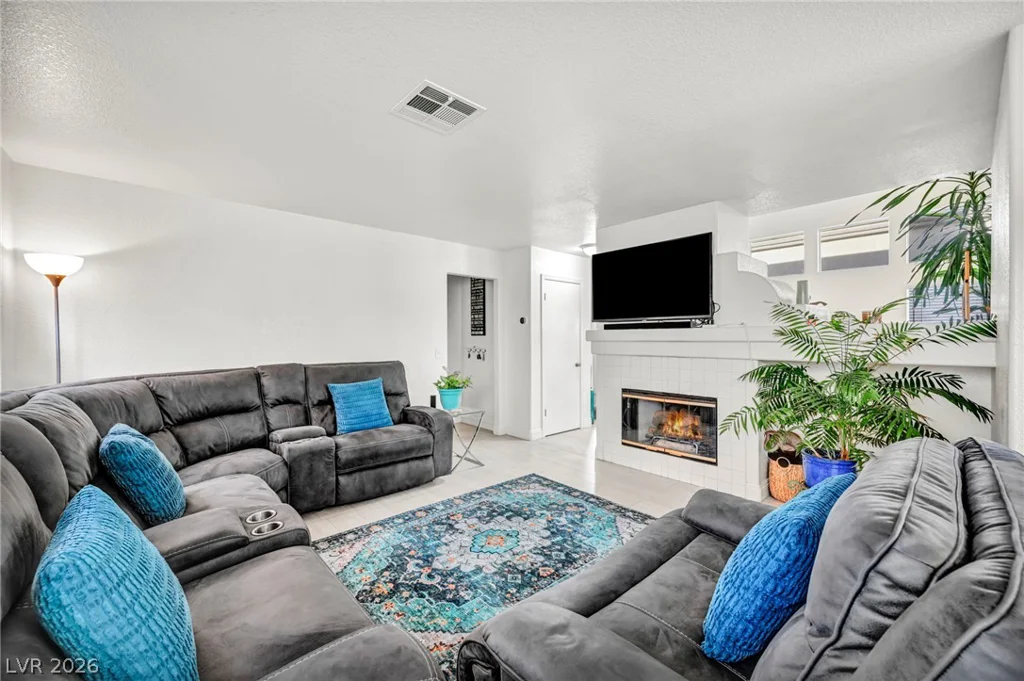 7225 Old Mission, Las Vegas, NV 89128