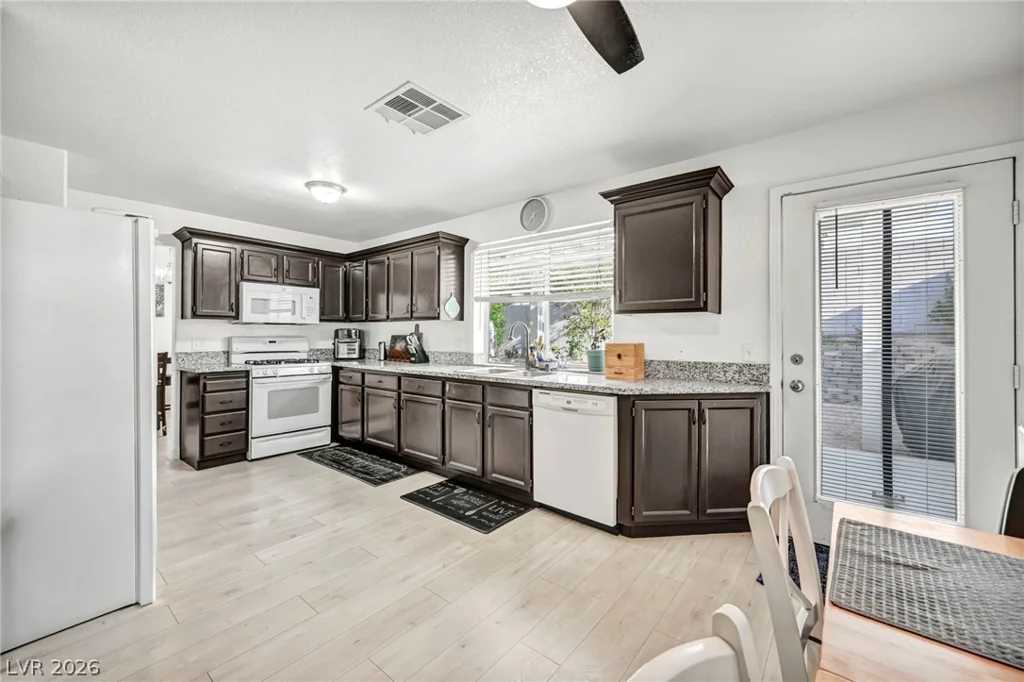 7225 Old Mission, Las Vegas, NV 89128