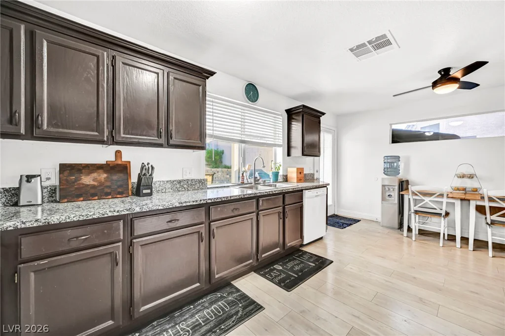 7225 Old Mission, Las Vegas, NV 89128