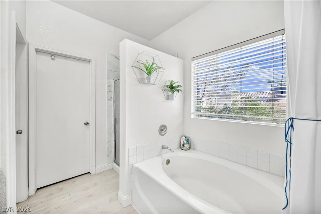 7225 Old Mission, Las Vegas, NV 89128