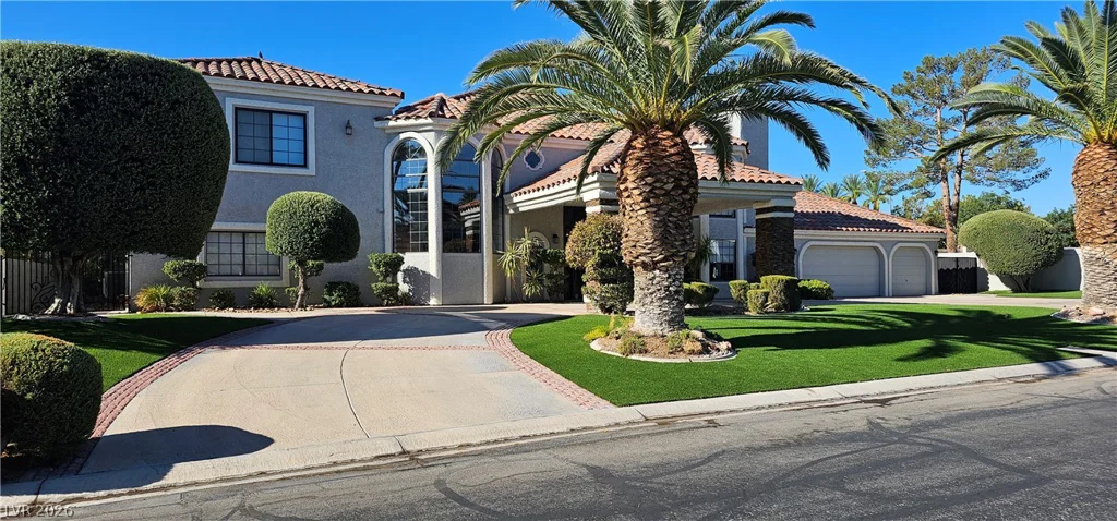 38 Princeville, Las Vegas, NV 89113