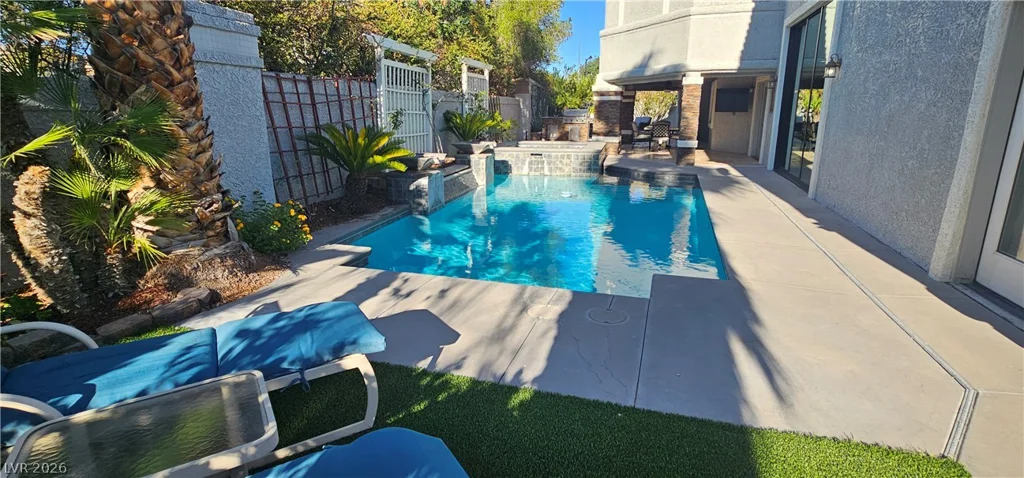 38 Princeville, Las Vegas, NV 89113