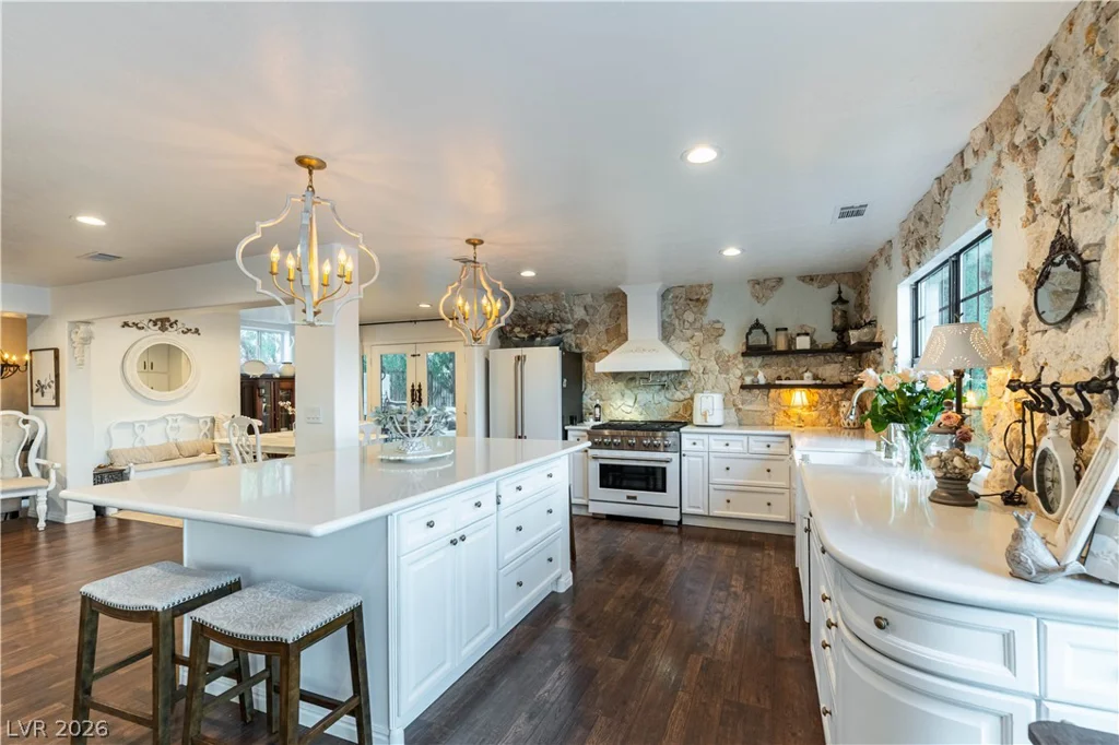 3880 Placita Del Rico, Las Vegas, NV 89120
