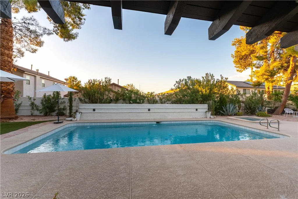 3880 Placita Del Rico, Las Vegas, NV 89120