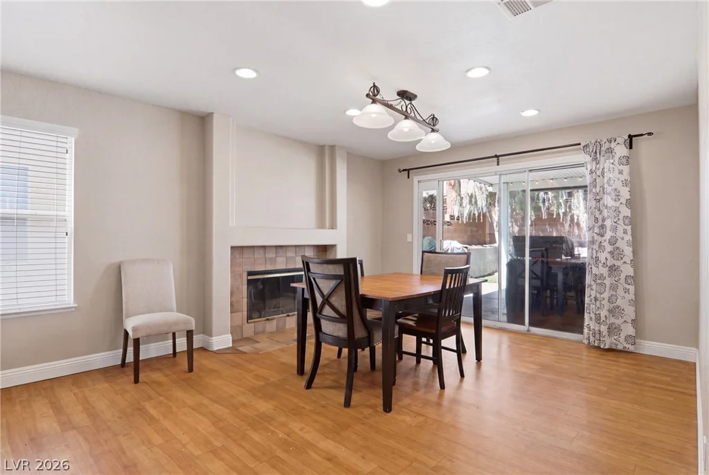 7943 Lions Mane, Las Vegas, NV 89123