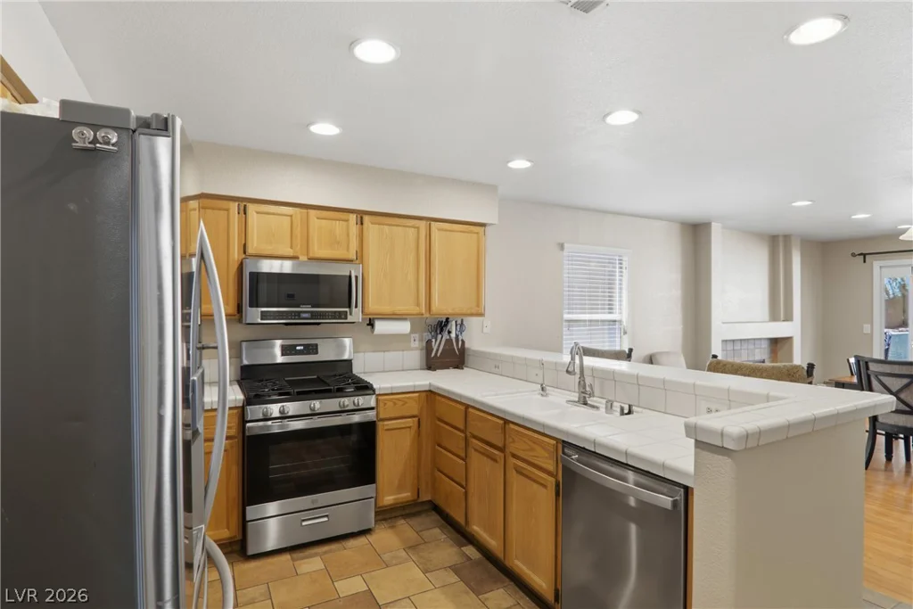 7943 Lions Mane, Las Vegas, NV 89123