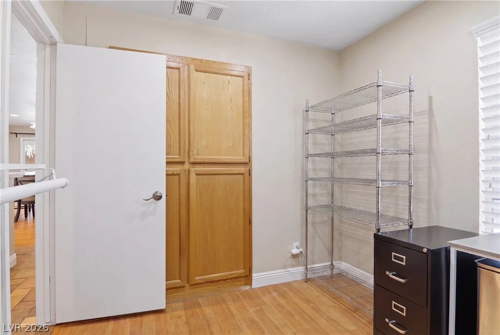 7943 Lions Mane, Las Vegas, NV 89123