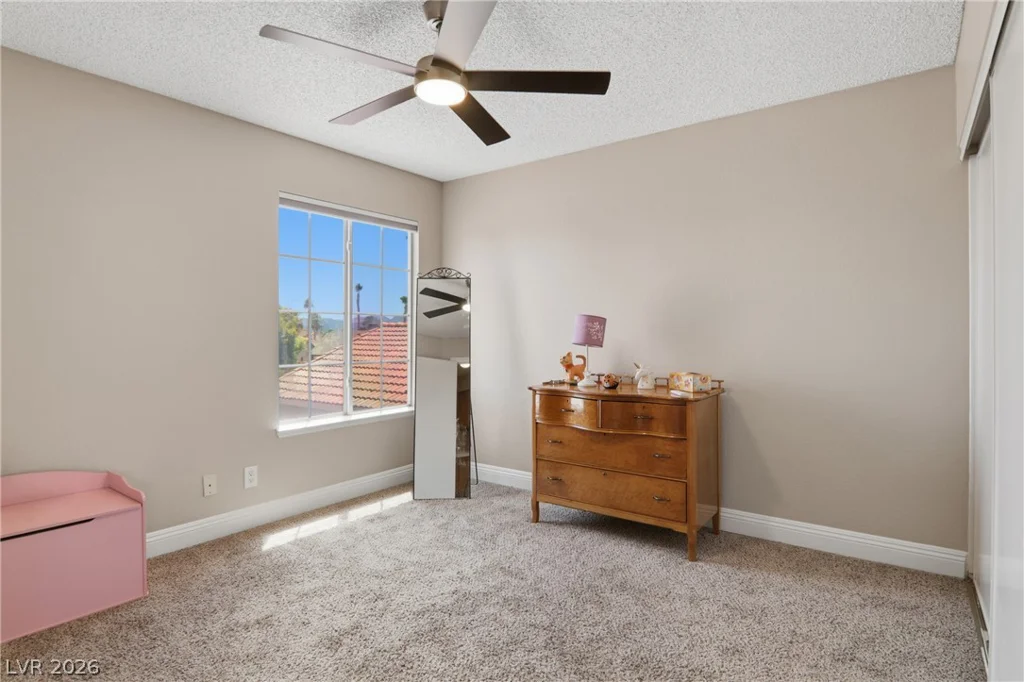 7943 Lions Mane, Las Vegas, NV 89123