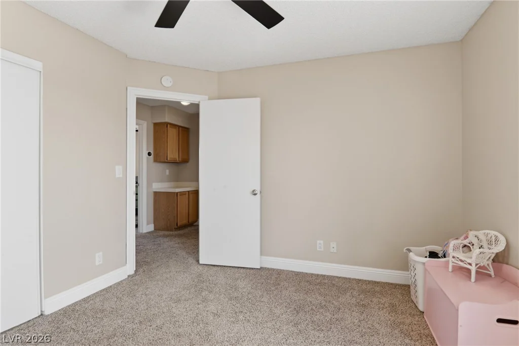 7943 Lions Mane, Las Vegas, NV 89123