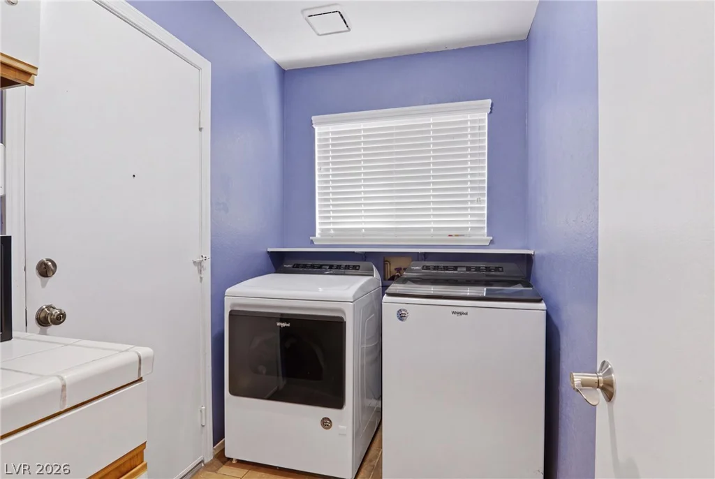7943 Lions Mane, Las Vegas, NV 89123