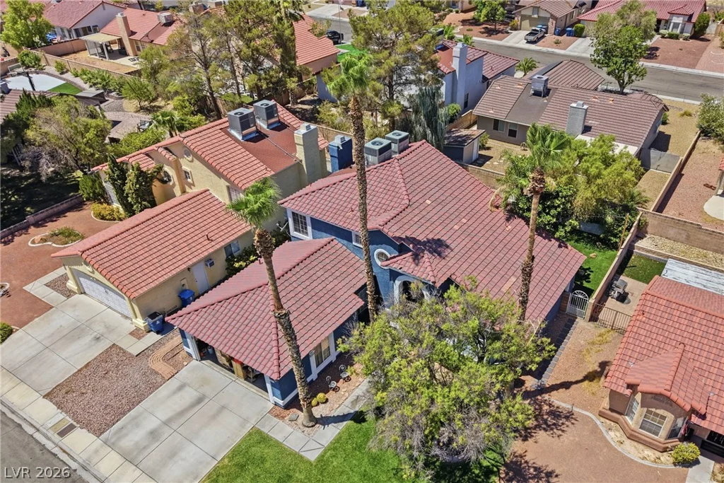 7943 Lions Mane, Las Vegas, NV 89123