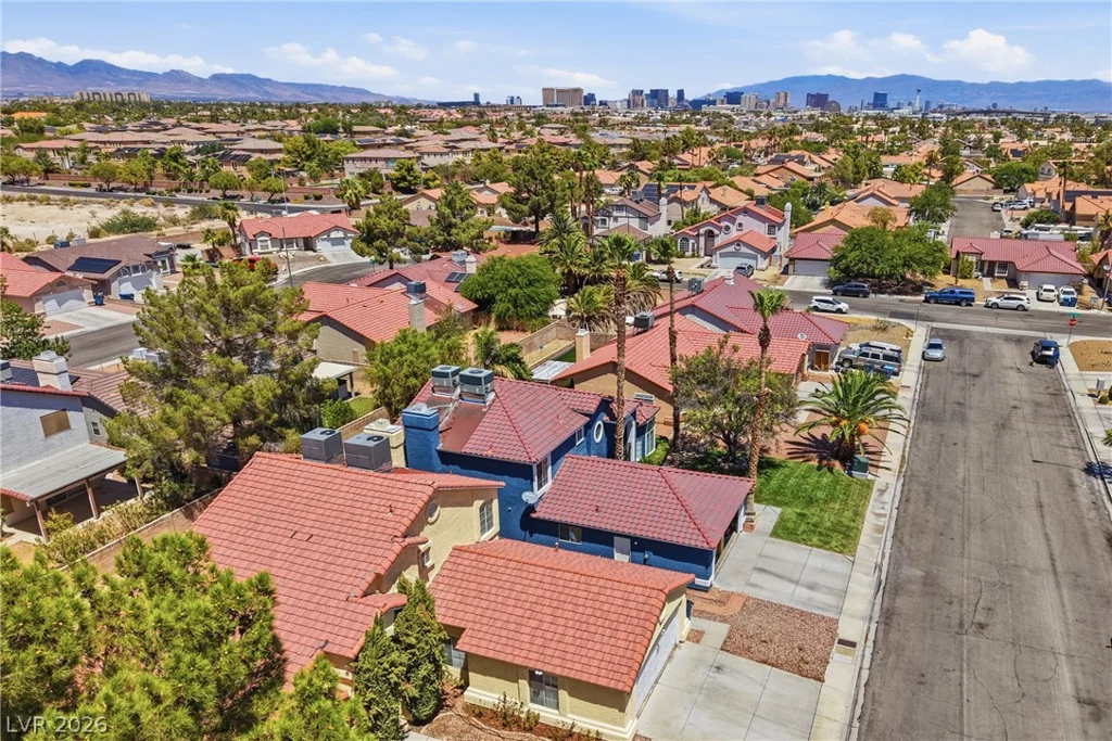 7943 Lions Mane, Las Vegas, NV 89123