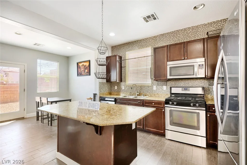 1040 Water Cove, Henderson, NV 89011