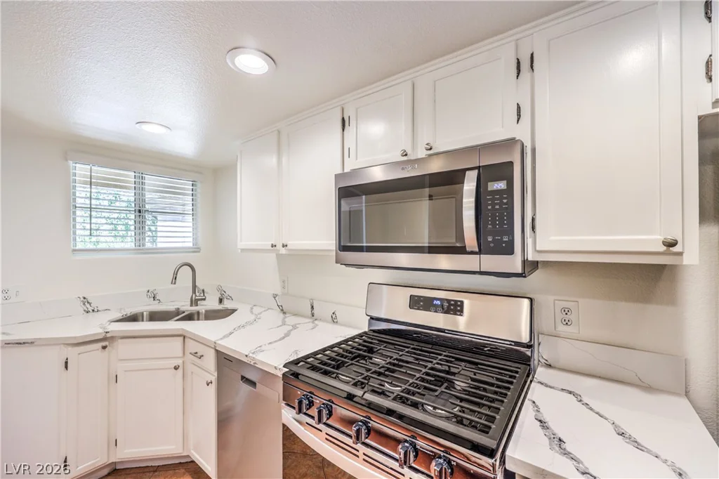 7400 Flamingo, Las Vegas, NV 89147