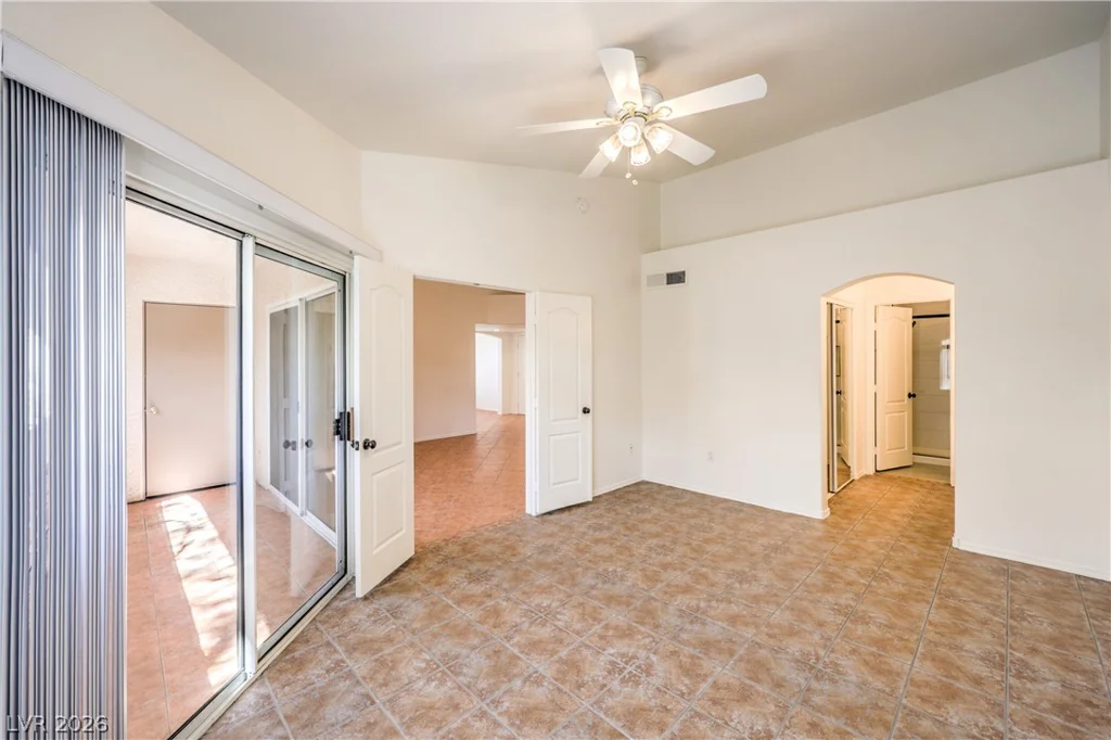 7400 Flamingo, Las Vegas, NV 89147