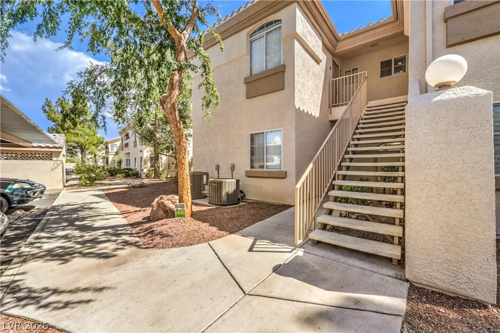 7400 Flamingo, Las Vegas, NV 89147