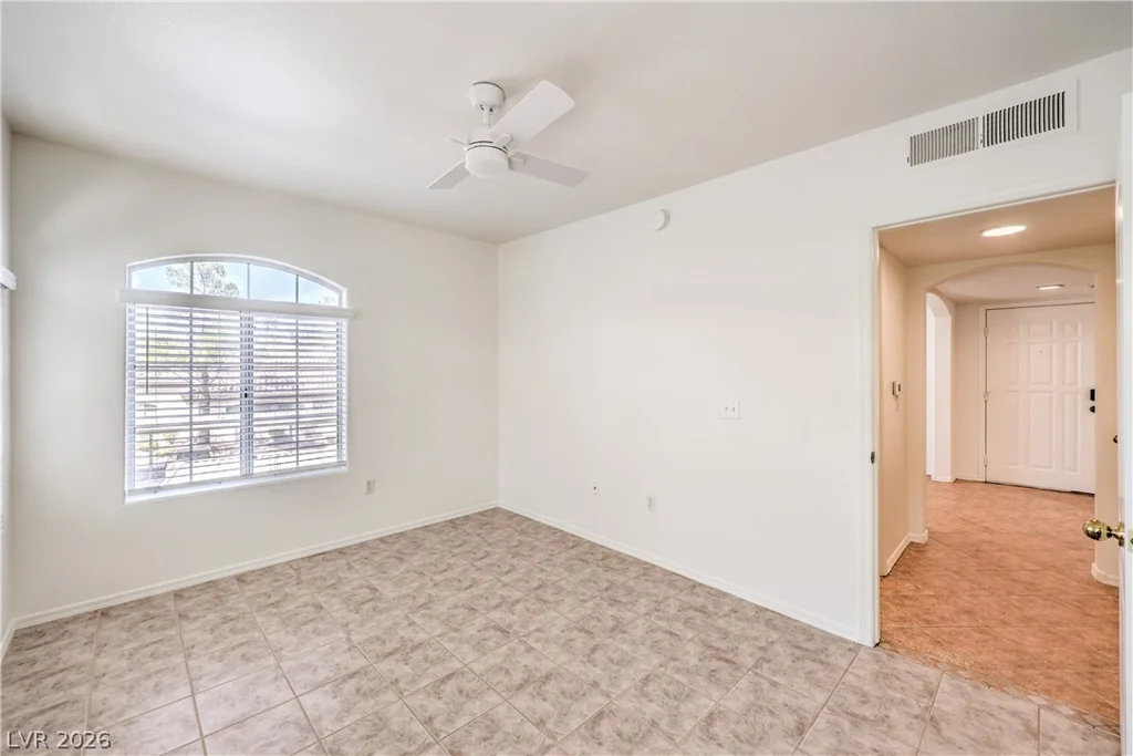 7400 Flamingo, Las Vegas, NV 89147