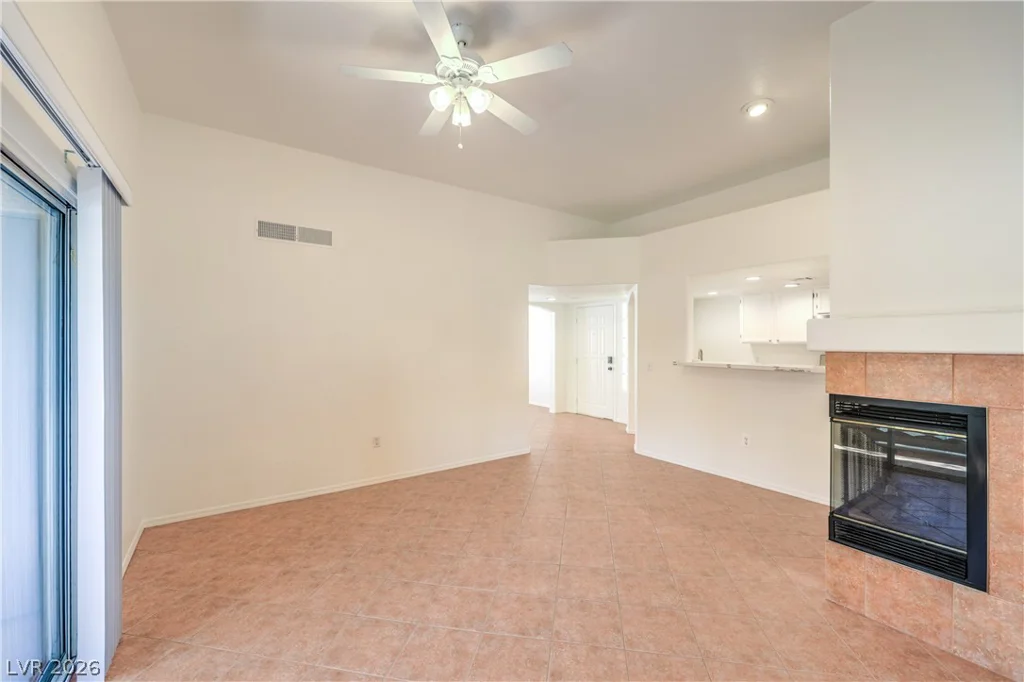 7400 Flamingo, Las Vegas, NV 89147