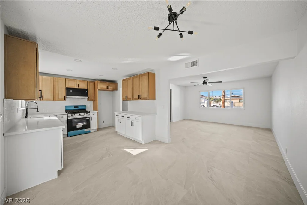 3629 Florrie, Las Vegas, NV 89121
