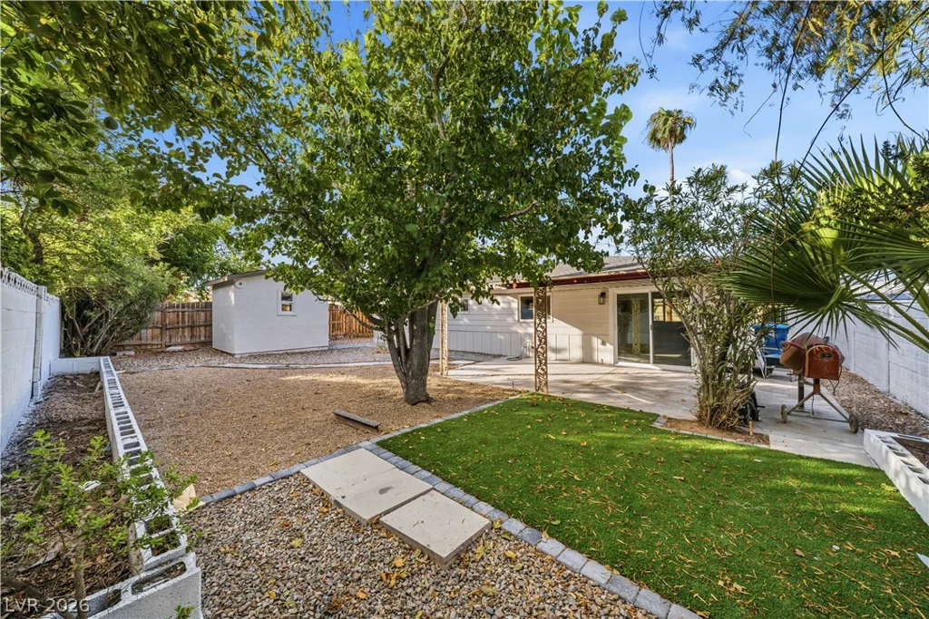 3629 Florrie, Las Vegas, NV 89121