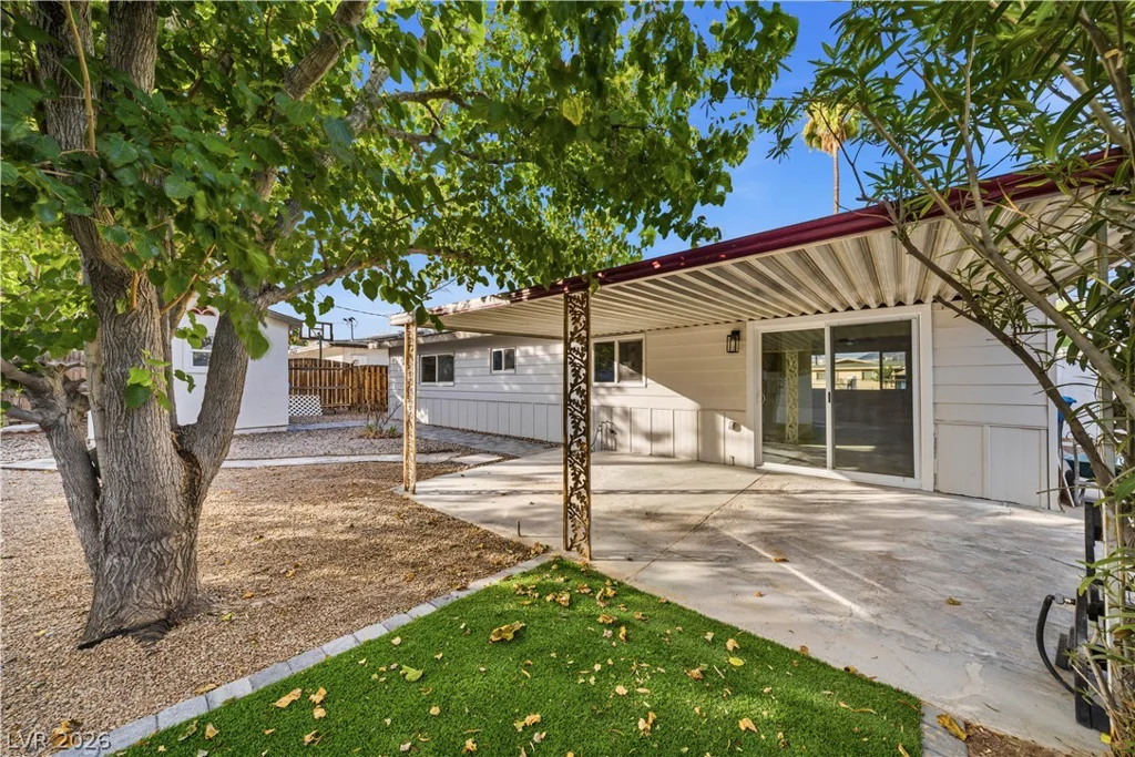 3629 Florrie, Las Vegas, NV 89121