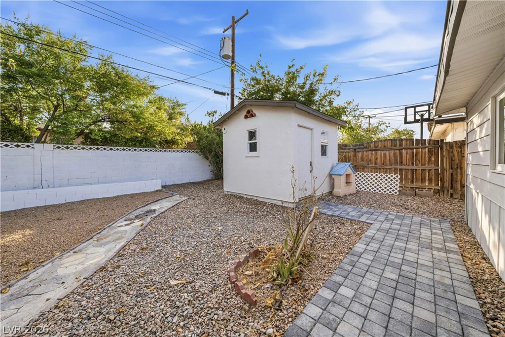 3629 Florrie, Las Vegas, NV 89121