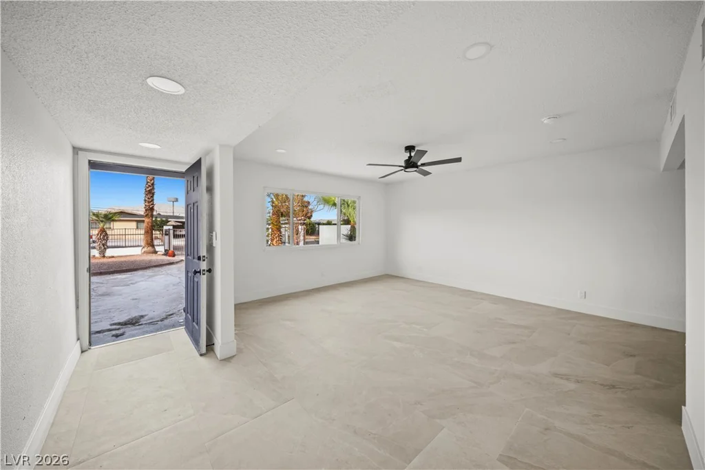 3629 Florrie, Las Vegas, NV 89121