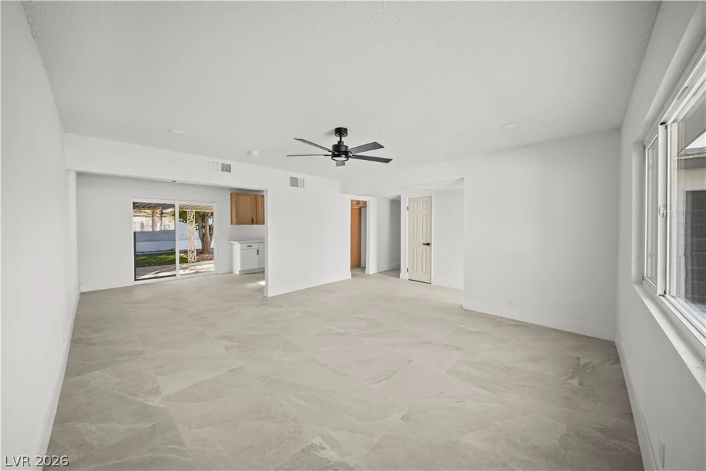 3629 Florrie, Las Vegas, NV 89121