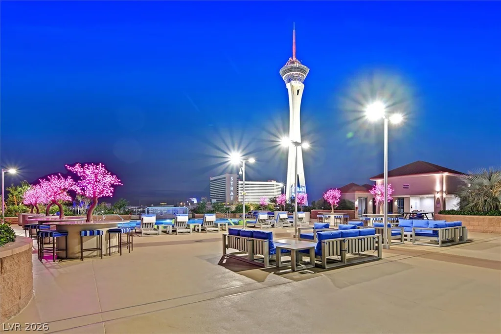 200 Sahara, Las Vegas, NV 89102