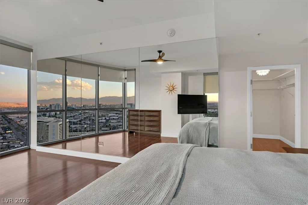 200 Sahara, Las Vegas, NV 89102