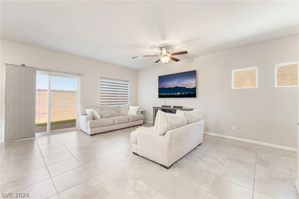 10873 Lexus, Las Vegas, NV 89141