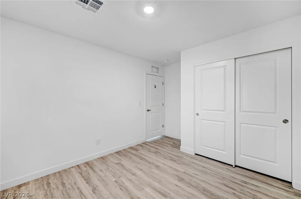 2483 Silk Tree Mimosa, Las Vegas, NV 89115