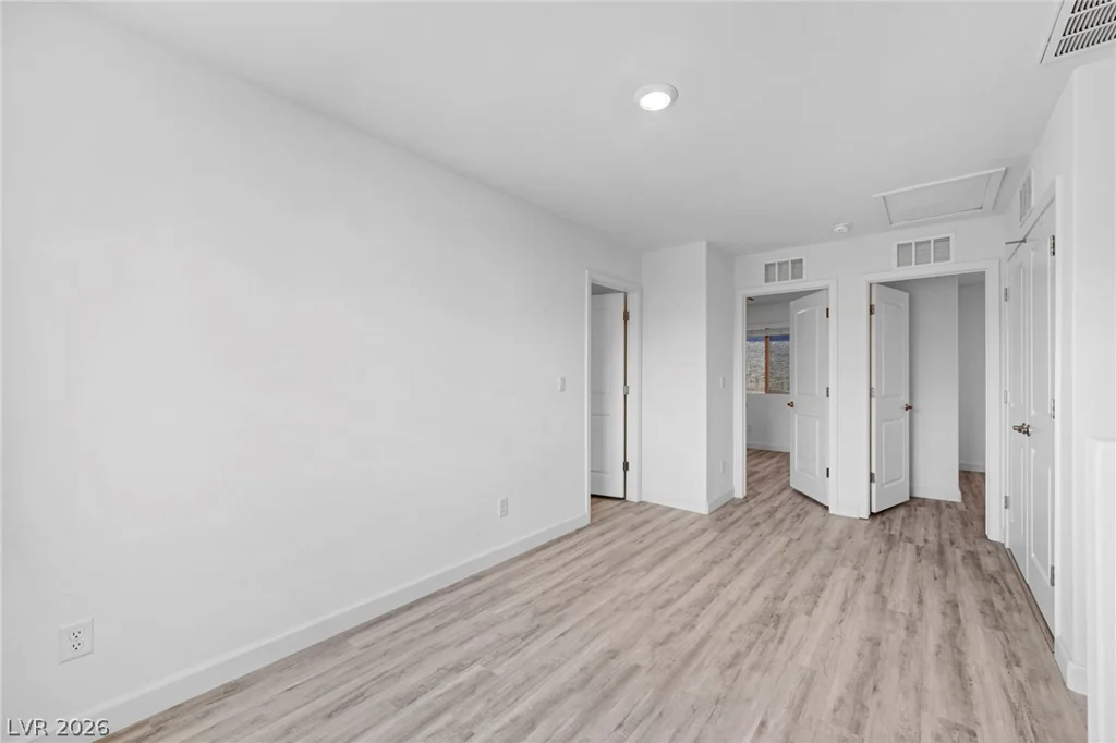 2483 Silk Tree Mimosa, Las Vegas, NV 89115