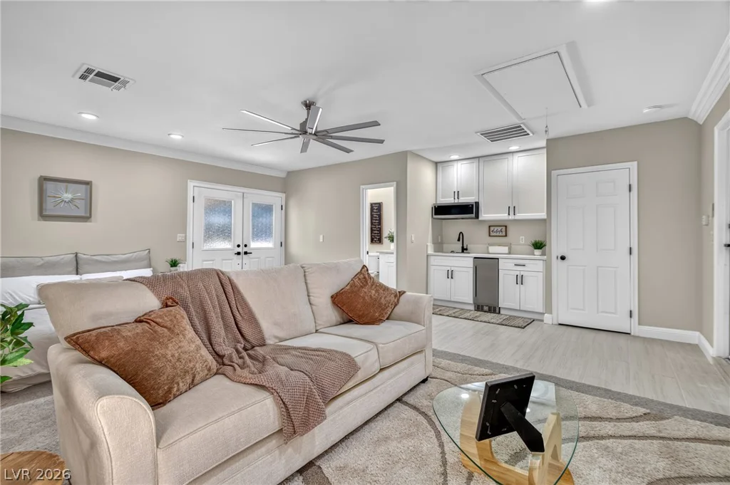 2908 Bernardo, Las Vegas, NV 89102