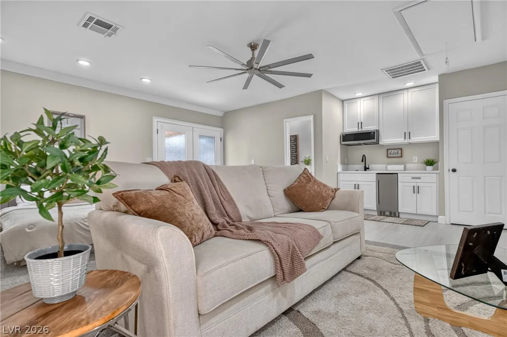 2908 Bernardo, Las Vegas, NV 89102