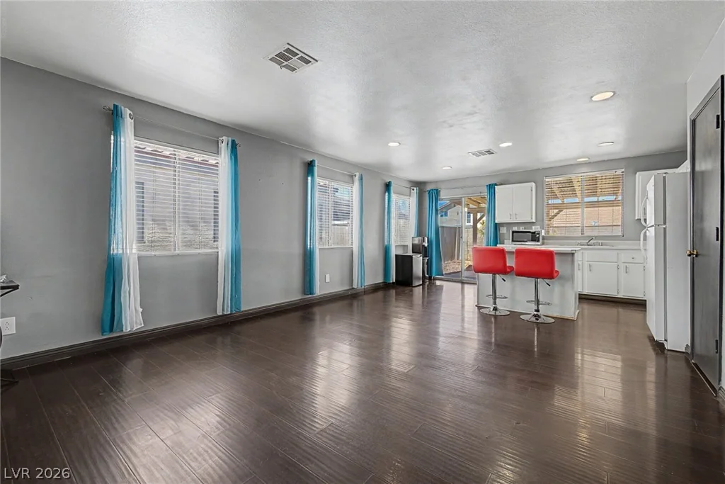 5854 Dana Rogers, Las Vegas, NV 89110