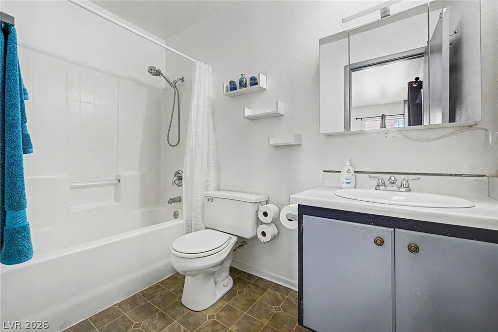 5854 Dana Rogers, Las Vegas, NV 89110