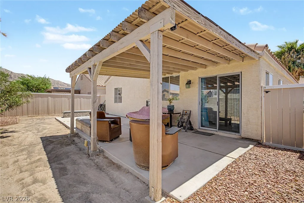 5854 Dana Rogers, Las Vegas, NV 89110