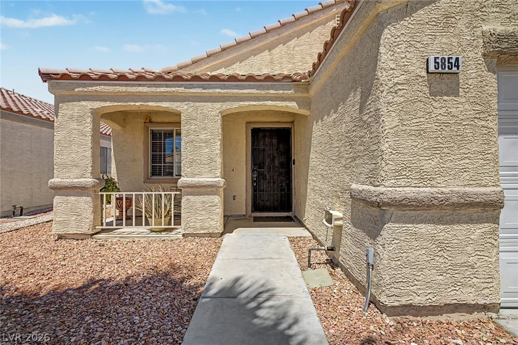 5854 Dana Rogers, Las Vegas, NV 89110