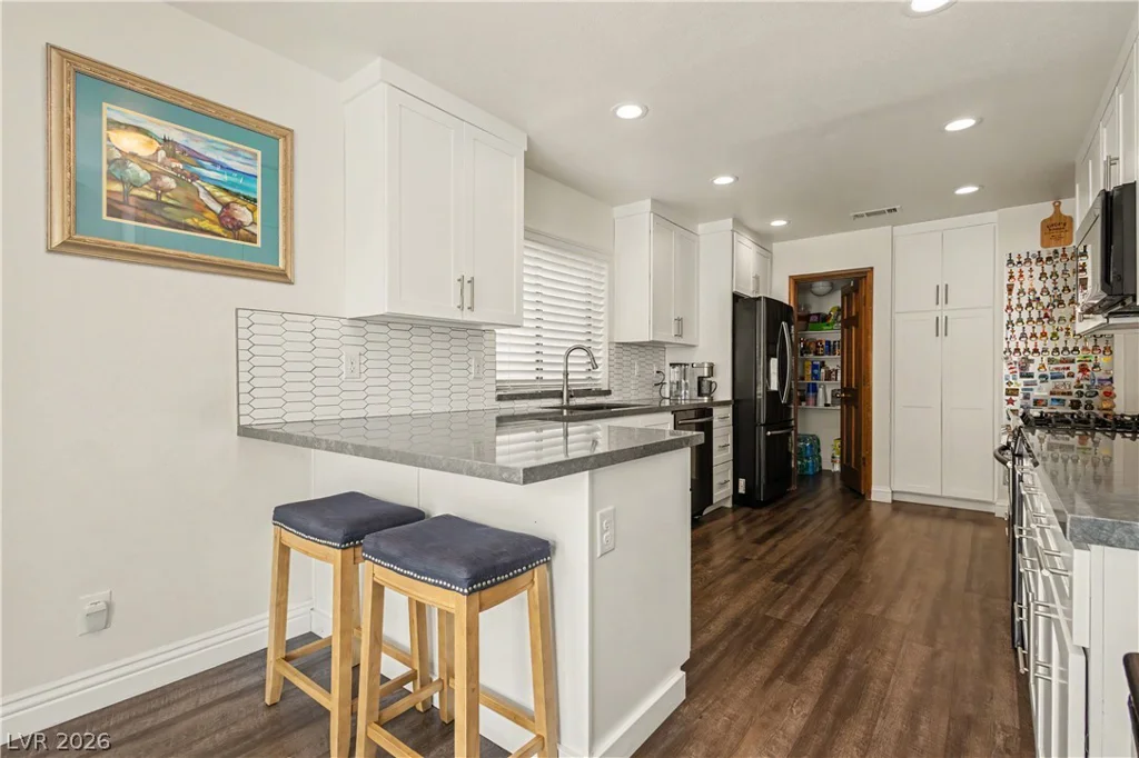 3040 Waterview, Las Vegas, NV 89117