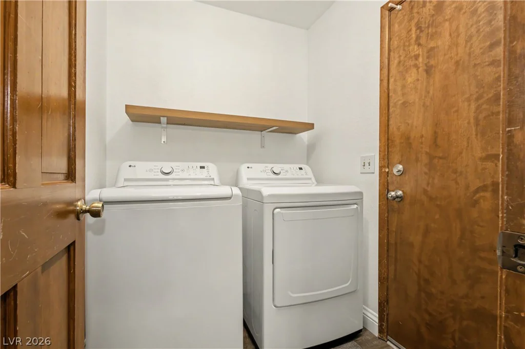 3040 Waterview, Las Vegas, NV 89117