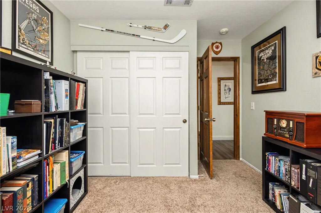 3040 Waterview, Las Vegas, NV 89117