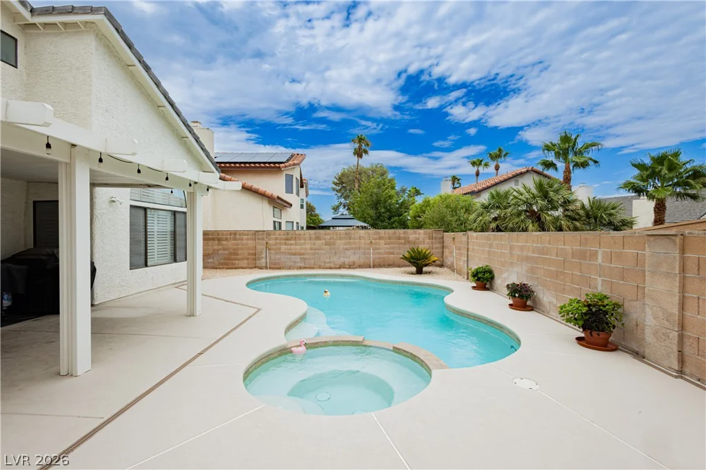 3040 Waterview, Las Vegas, NV 89117