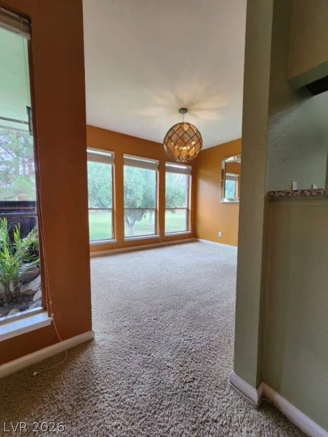 2838 Loveland, Las Vegas, NV 89109