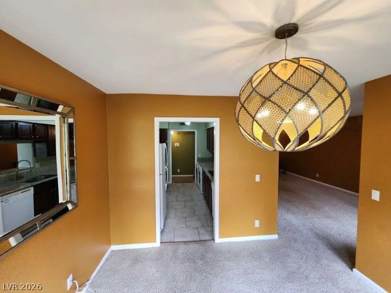 2838 Loveland, Las Vegas, NV 89109