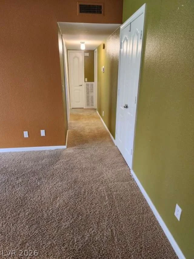 2838 Loveland, Las Vegas, NV 89109