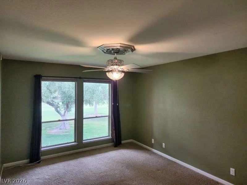 2838 Loveland, Las Vegas, NV 89109
