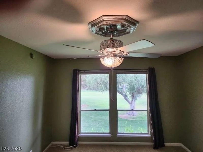2838 Loveland, Las Vegas, NV 89109