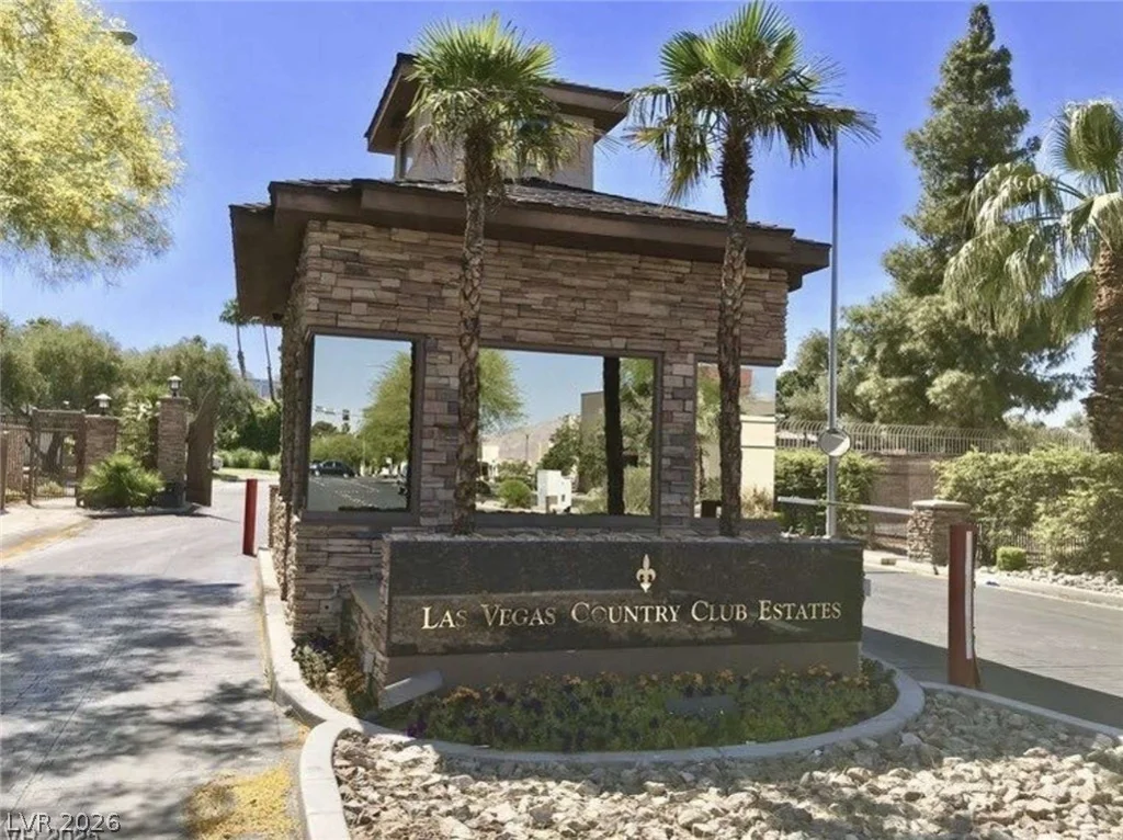 2838 Loveland, Las Vegas, NV 89109